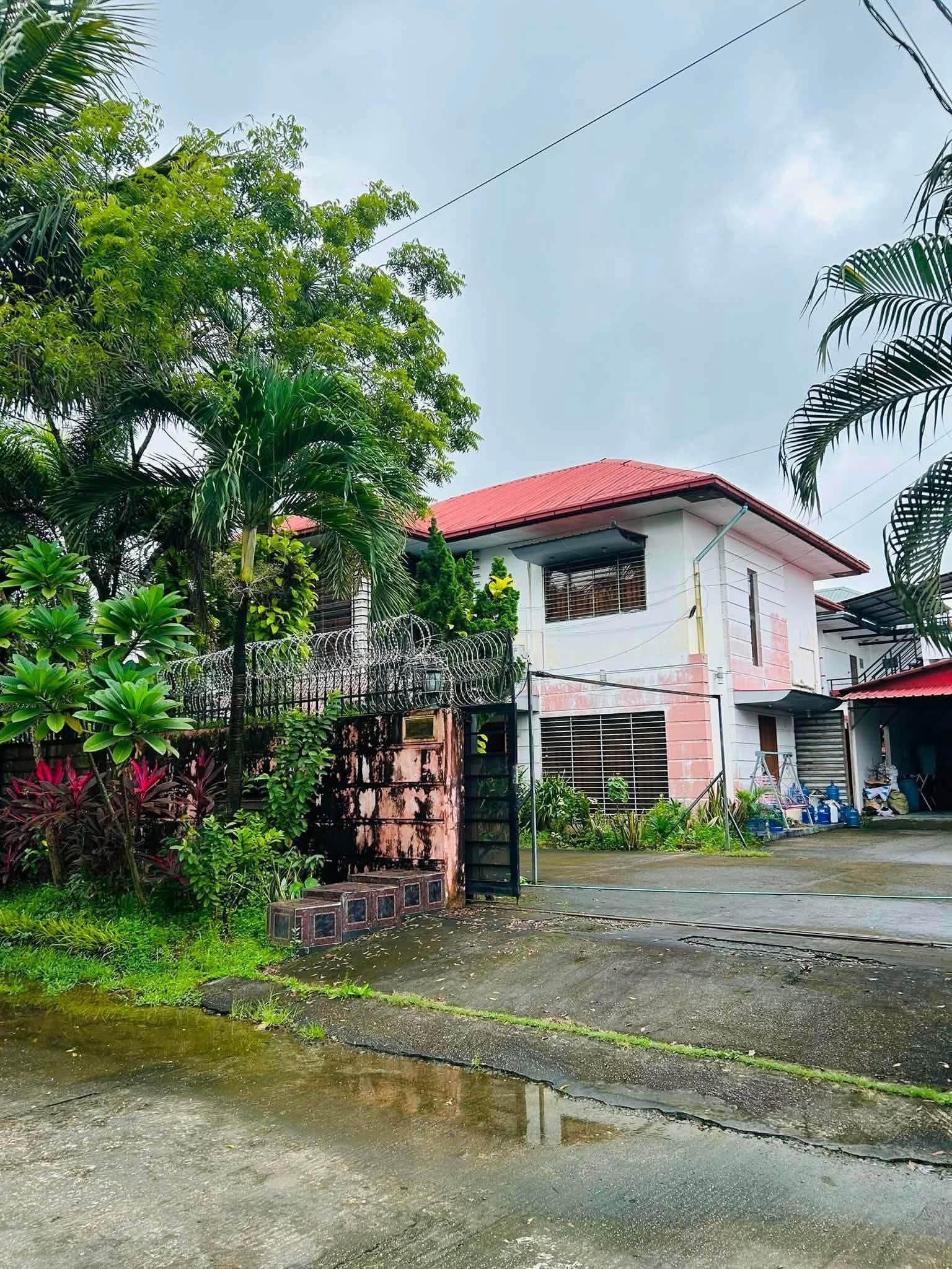  Rose Garden အိမ်ရာ၊ ၂၇ ရပ်ကွက်၊ မြောက်ဒဂုံ — ဒေါင့်ကွက် အရောင်း 