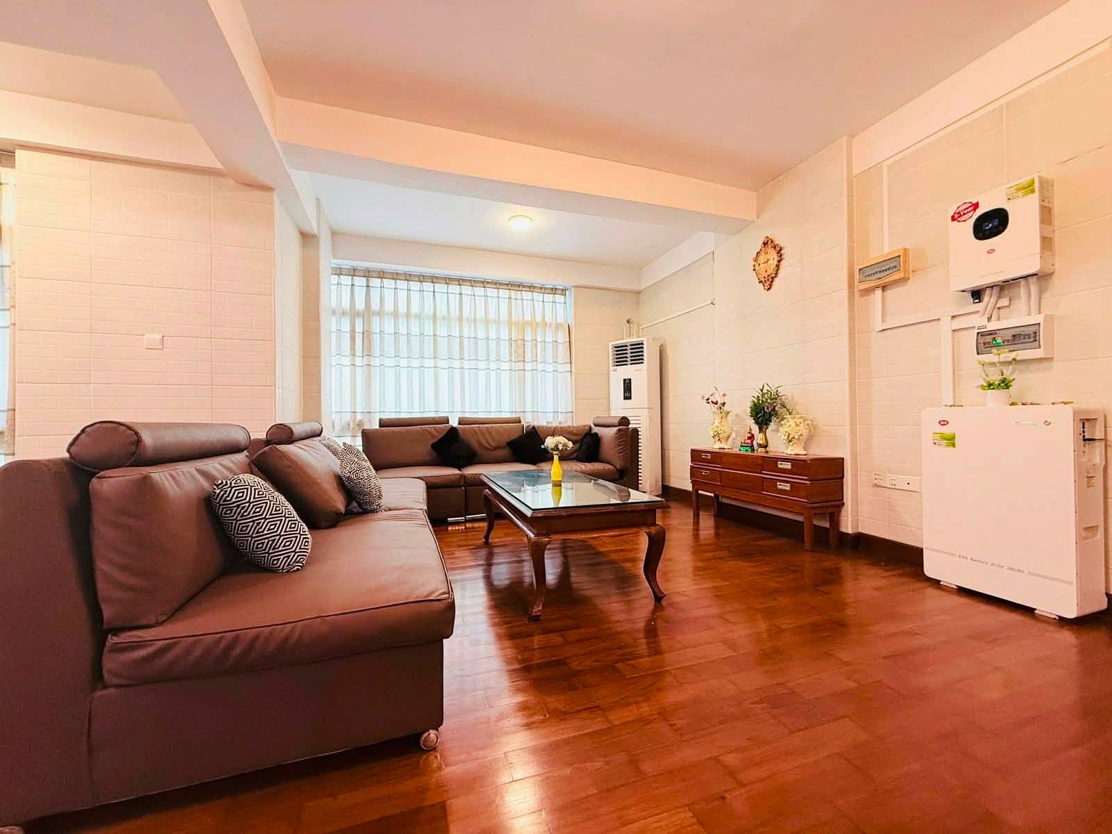 🏡 အင်းယားမြိုင် Residence – for Rent