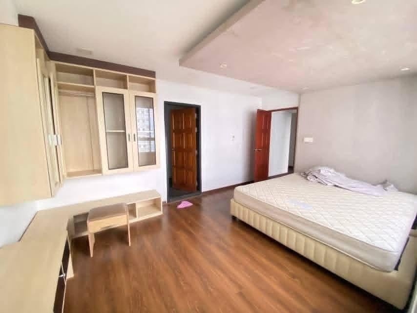 🏢 Shwe Moe Kaung Condo For Rent