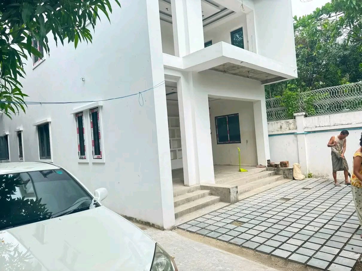 #ရောင်းမည်။  #အကျိုးတူရ🫶  #SNG01 #မြောက်ဒဂုံ ၄၂ ရပ်ကွက်