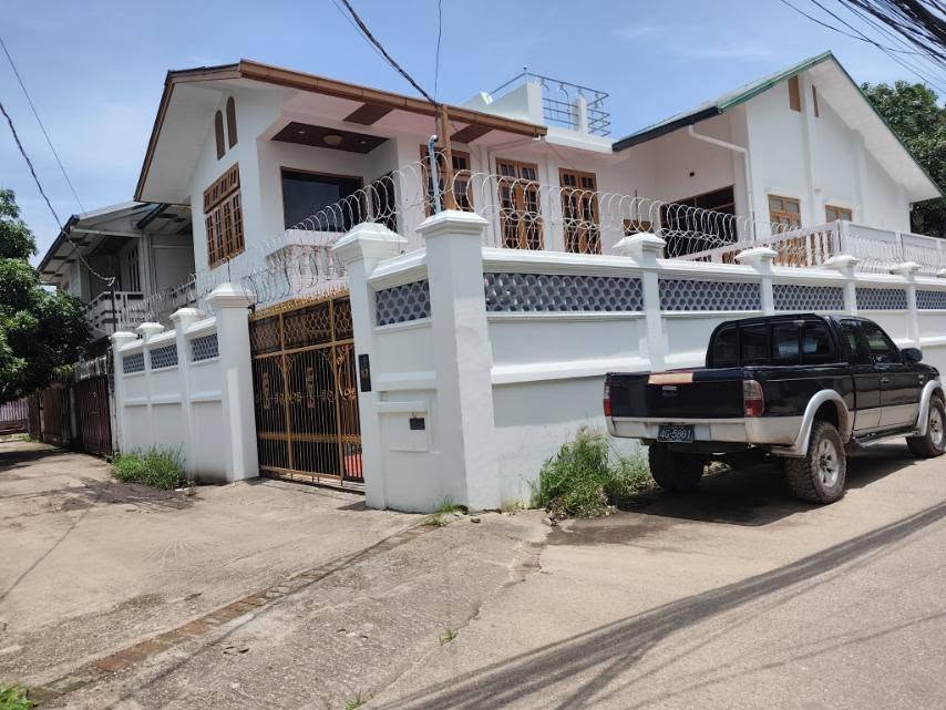 #မရမ်းကုန်း_SedonaHotelအနီး_လုံးချင်းတိုက်_ငှားမည်