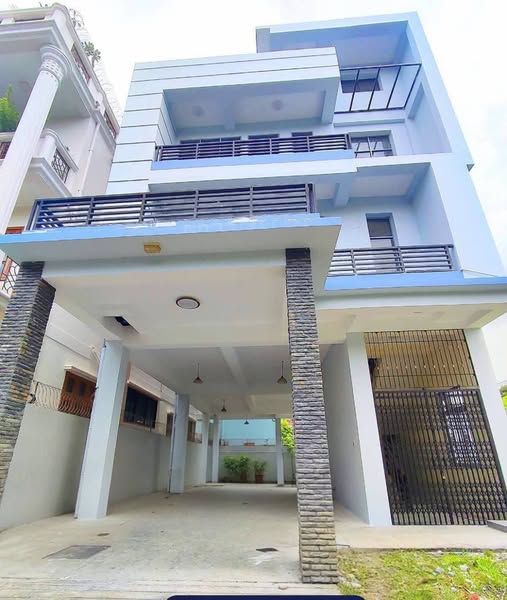 🏡 သင်္ဃန်းကျွန်းမြို့နယ် | မေခအိမ်ရာဝန်းအတွင်း လုံးချင်းအိမ် အငှား