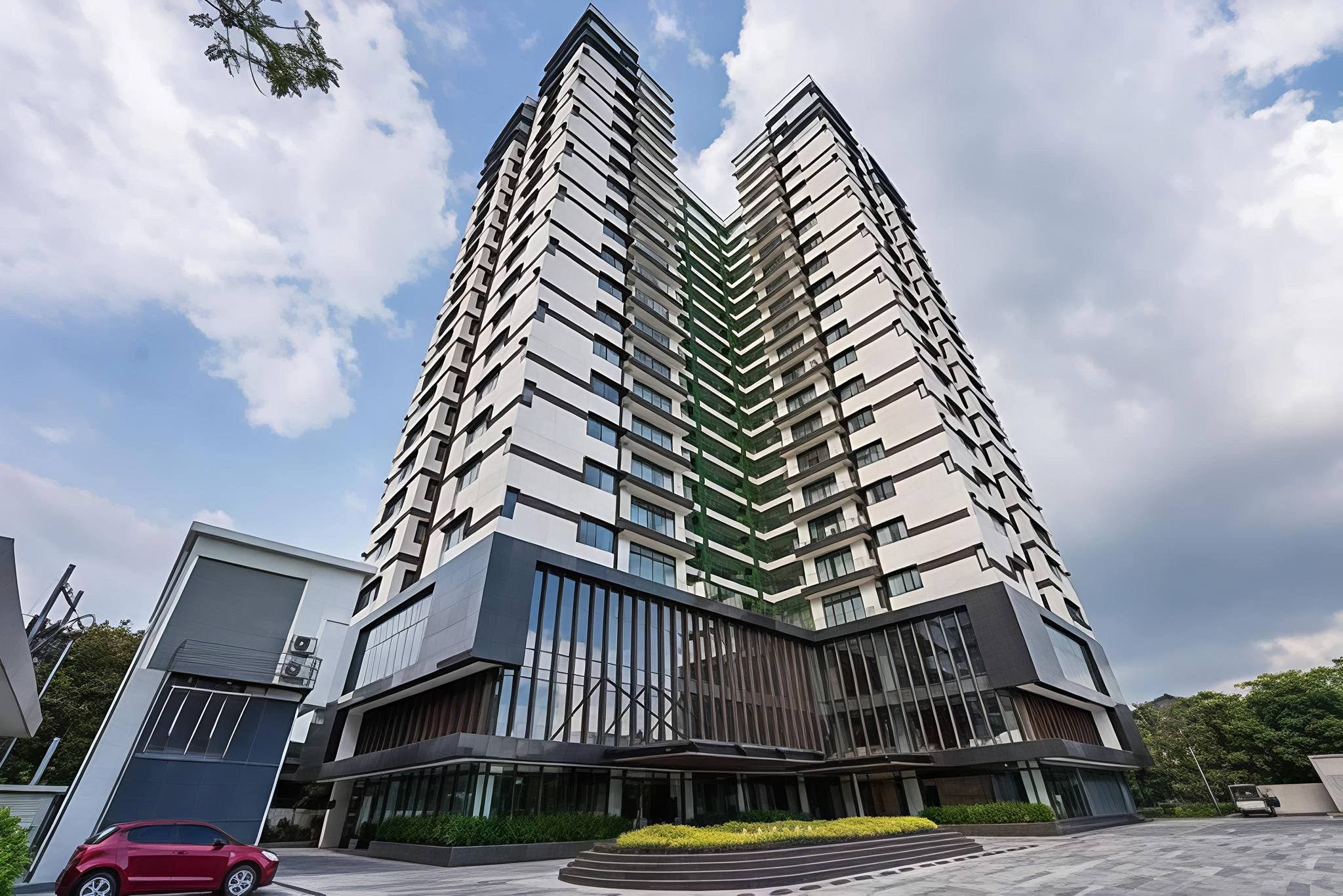 #Sky_Suites_Condo_For_Sale