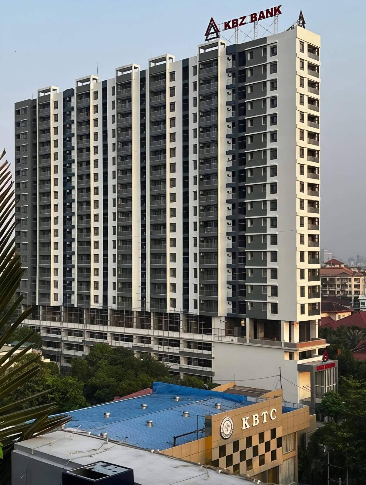 #7_Mile_Condo_For_Sale...